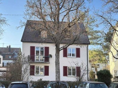 Charmantes 3 - Familienhaus mit Garten - Umbau zur Selbstnutzung oder Kapitalanlage