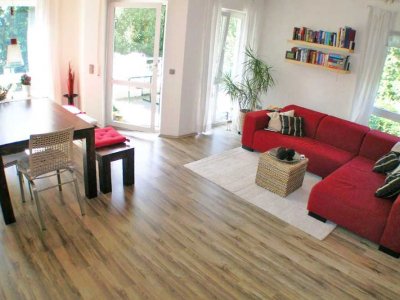Vermietete helle 3-Zimmer-Wohnung in ruhiger Lage – mit Balkon und Kamin