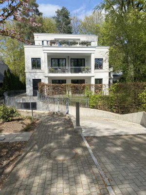 3-Zimmer-Gartenwohnung mit Südwest-Terrasse in Blankenese