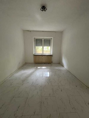 Erdgeschoss - 3-Zimmer Wohnung - Altstadt-Süd