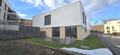 Mach den ersten Schritt! Attraktive 3-Zi-Gartenwhg. m. gr. Terrasse!