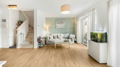 Nachhaltig  & neuwertig: RMH für die ganze Familie | KfW-Effizienz, PV-Anlage & 138 m²