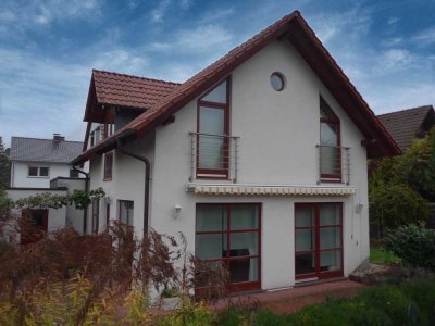 Zwei separate Häuser auf einem Grundstück in ruhiger Lage von Fuldabrück-Dittershausen