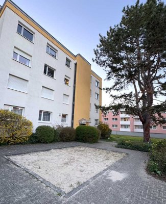Wohn auf Zeit: Teilmöblierte 3,5-Zimmer-Wohnung mit Balkon Zellerau bis Januar 2026