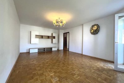 2,5-Zimmer-Wohnung mit Balkon, Parkett, Badewanne & Garage – 72 m²  in Günzburg