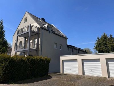 *Provisionsfrei* 3 Zimmer Wohnung mit Balkon und Terassennutzung im schönen Alt-Hackenberg