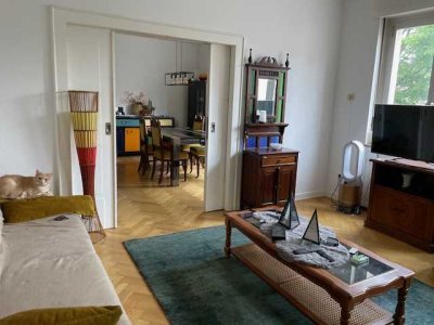 Ansprechende 4-Zimmer-Wohnung für max. 2 Pers. in Saarbrücken