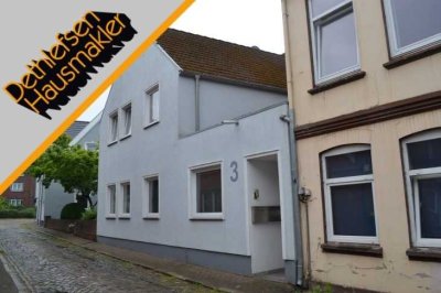 Gepflegte 2 1/2 Zimmer-Wohnung im 1. Obergeschoss in zentraler Lage in Heide, Kreis Dithmarschen