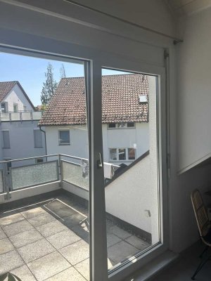 3-Zimmer DG-Wohnung mit Balkon in Bietigheim-Sand
