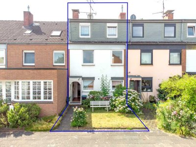 IHR NEUES ZUHAUSE! 1-FAM.-REIHENHAUS MIT GARTEN U. 3 STELLPLÄTZEN