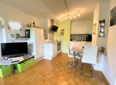 DACHGESCHOSSWOHNUNG - VOLL MÖBLIERT - NAHE FAAKER SEE - TOP GELEGENHEIT !