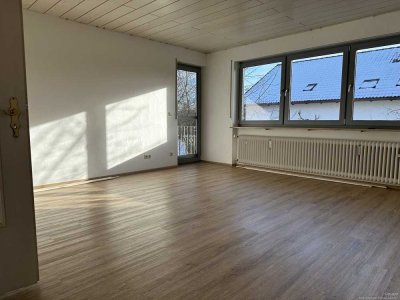 Ruhig wohnen & flexibel arbeiten – gepflegte 3-ZKB-Wohnung in Denkendorf