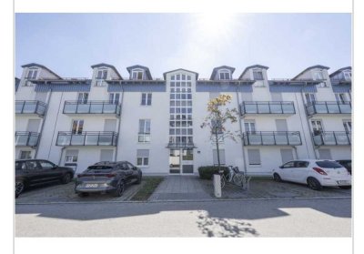 Helle 4-Zimmer Familienwohnung mit 2 Bädern und EBK