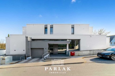 Designer-Penthouse mit atemberaubendem Blick über den Stadtwald