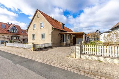 Zweifamilienhaus mit geräumigem Anbau und großem Garten - Burgstemmen