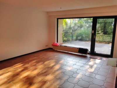 WG geeignete, helle 3,5-Zimmer Wohnung mit Terrasse im EG in Niederweimar