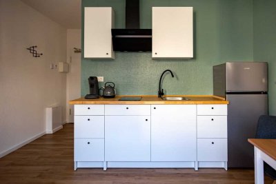 Pauschalmiete! Voll möbliertes & modernes Studio-Apartment zum Leben, Arbeiten oder Studieren.