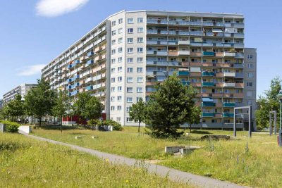 Schöne Wohnung mit Aufzug und Balkon