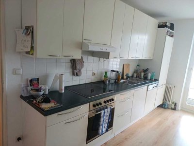 Teilmöbilierte 4 Zi.-Whg. zu vermieten