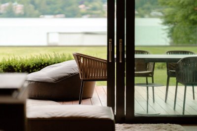 RESIDENZ am WÖRTHERSEE | Großzügiger Rückzugsort in Exklusivlage | Bootsliegeplatz, Sauna und Beachclub