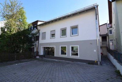 Großzügige 3-Zimmer Wohnung inkl. Dachterrasse und Balkon in Vilsbiburg