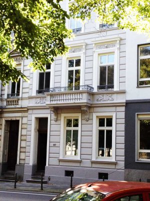 Exklusives Appartement direkt am AC-Stadtpark gegenüber Quellenhof mit Küche