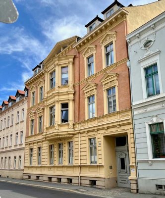Luxuriös & familiengerecht: Herrschaftliche Altbauwohnung in Gründerzeitprachtbau