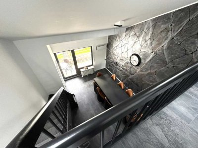 Stilvolle Maisonette-Wohnung mit Balkon und Tiefgaragenstellplatz