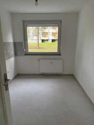 Modernisierte 2,5 Zimmerwohnung mit Balkon