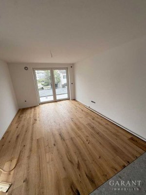 Ihr privates Garten-Paradies: Moderne 3 Zimmer-Wohnung mit Stil