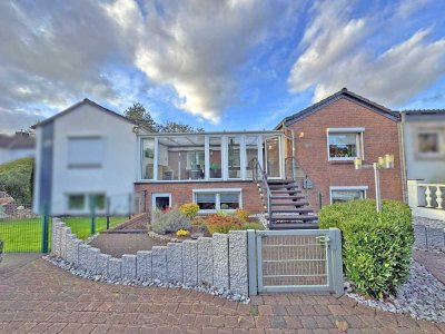 Schmuckes Einfamilienhaus mit tollem Garten im Zentrum von Duisburg-Wedau