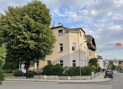 Architektur-Ikone mit Garten und 3 Garagenplätzen
