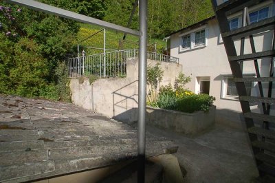 Gemütliche 2,5-Zimmer Wohnung im 1. OG mit Terrasse