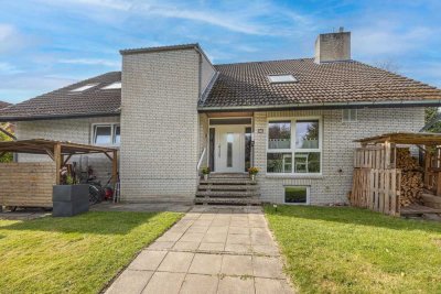 Familienhaus mit Einliegerwohnung, Galerie & Dachstudio – modernisiert 2019, ca. 236 m² Wfl.