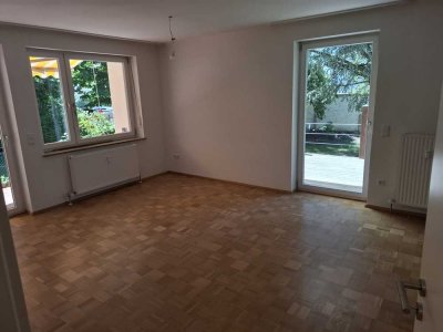 Emmering bei FFB,  5 Zi., EG, kompl. saniert