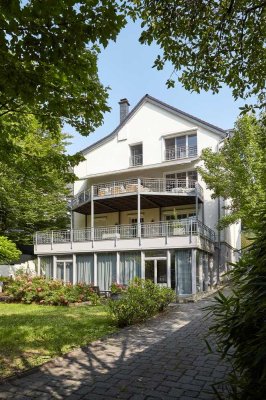 Rooftop-Wohnen am Aaper Wald: 5-Raum-Logen-Maisonette. Kamin. 2 Terrassen. 2 Bäder. EBK & Carport.
