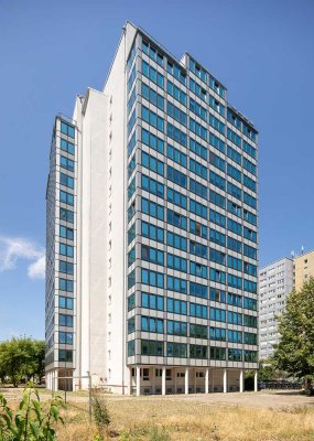 Mit großem Wintergarten und Bad mit Dusche