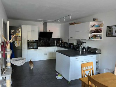 Doppelhaushälfte mit Garten und Garage in Ruhiger Lage