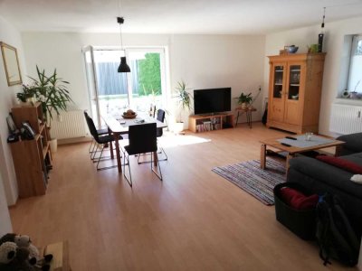 Schöne 3-Zimmer-Souterrain-Wohnung mit gehobener Innenausstattung mit Einbauküche in Altshausen