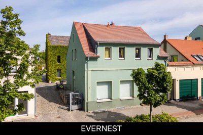 Charmantes Wohn- und Geschäftshaus Ensemble in bester Lage von Werder