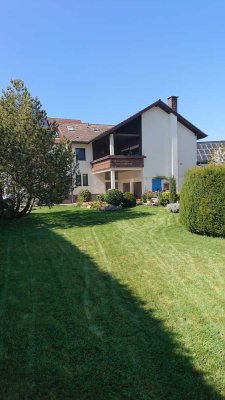Wohnhaus mit großem Garten in Au am Rhein