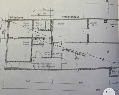 Wohnen mit Charakter: Vier-Zimmer-Wohnung in der Innenstadt-West