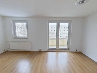 Ein Ort zum Wohlfühlen: 3-Zimmer-Wohnung mit BALKON und Wannenbad