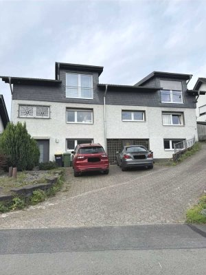 Mehrfamilienhaus mit großem Grundstück – vielseitiges Potenzial!