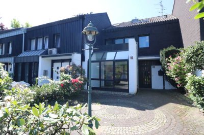 + Vorst + Split-Level-Reihenhaus + Bj. 1979 + ca. 175 m² Wohnfläche + Garage +
