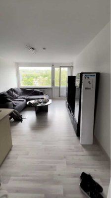 Moderne 3-Zimmer-Wohnung mit Balkon und EBK in Benningen am Neckar