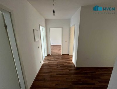 Willkommen Zuhause! Gemütliche 2 Zimmer Wohnung mit Balkon.