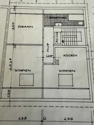 Stilvolle, gepflegte 2,5-Zimmer-Dachgeschosswohnung mit Balkon und Einbauküche in Schwetzingen