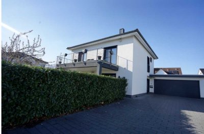 moderne Stadtvilla (5 Zimmer) mit Doppelgarage in Vechelde