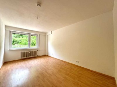 3-Zimmerwohnung mit kleinem Balkon zu vermieten